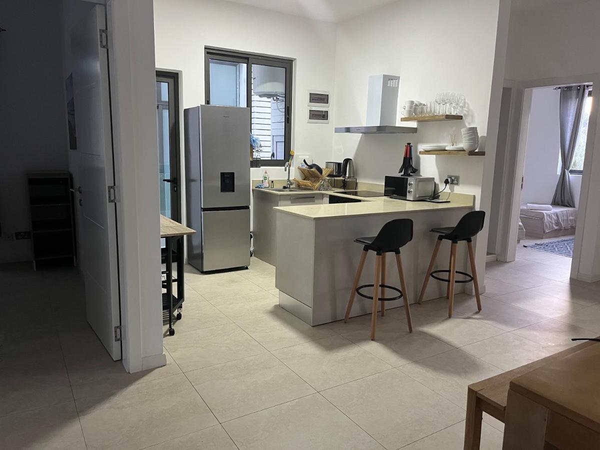 Coastal View Apartments غراند بايَ المظهر الخارجي الصورة